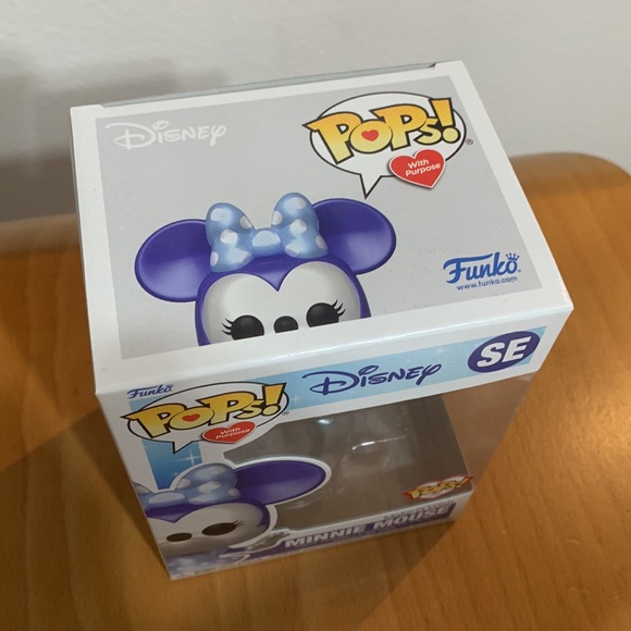Minnie Mouse | Funko Pops! With Purpose | Make-A-Wish Collection - Picture 5 of 5